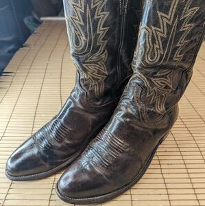 Lucchese "Corbin" men's sz 9EE burnished chocolate brown mad dog Goat leather